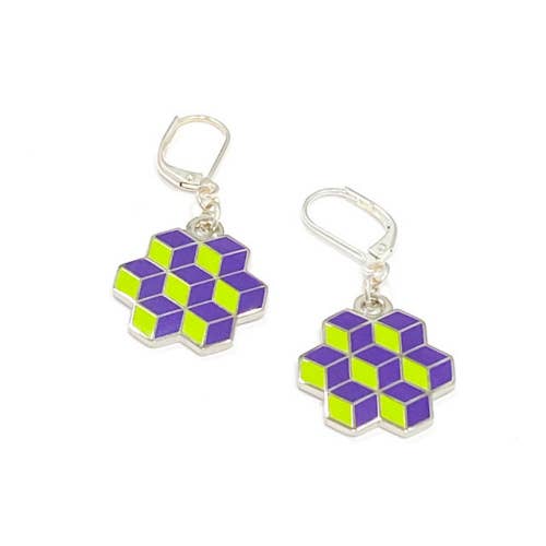 Earrings with optical illusion of stacked purple enamel cubes in an pentagon shape