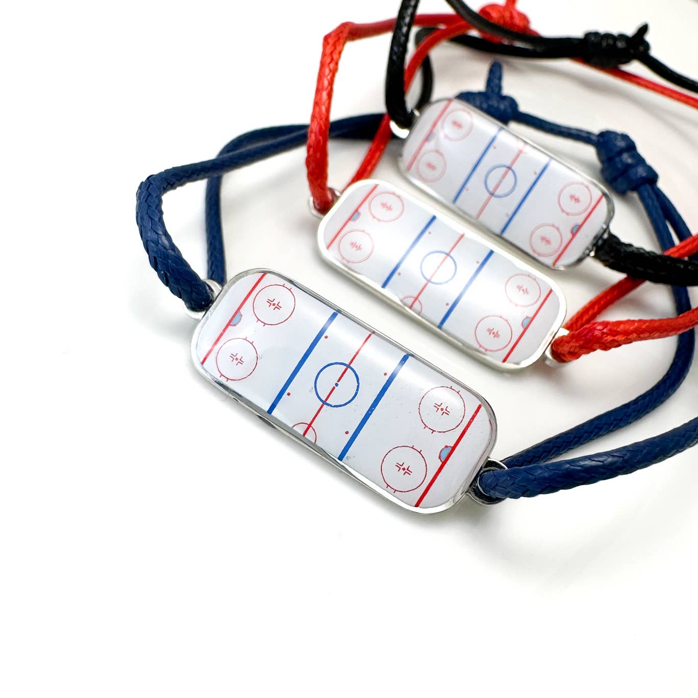 Hockey bracelets in red, black and blue