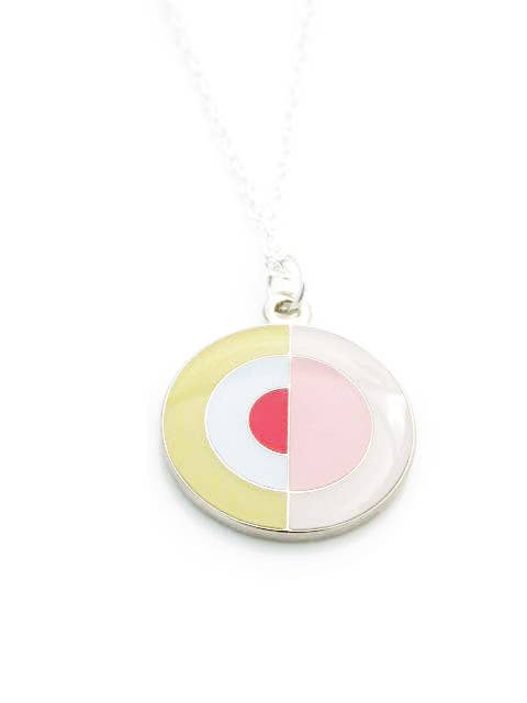 Enamel necklace with abstract circular pattern